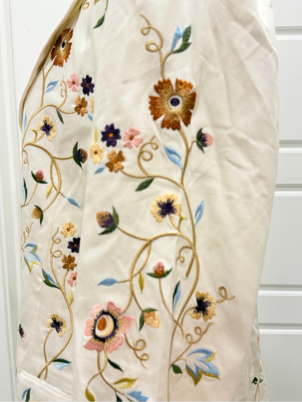 Blaine Trump Embroidered Floral Satin Sleep Shirt - Ivory NWT - Picture 5 of 13